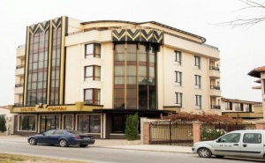 Почивка за <em>Двама</em> в Hotel Forum, Пазарджик