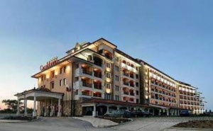 Лятна Почивка 2019 до Плажа в <em>Обзор</em>, All Inclusive до 05.07 с Включен Плаж от Хотел Казабланка