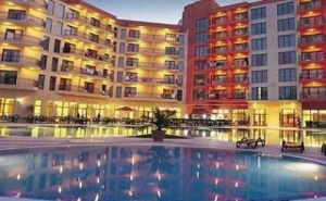 Лятна Почивка 2019 на <em>Златни Пясъци</em>, All Inclusive с Ползване на Аквапарк до 02.07 в Престиж Хотел и Аквапарк