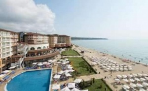 На Плажа в <em>Обзор</em> с Аквапарк, All Inclusive След 29.08 в Сол Луна Бей Маре Ризорт