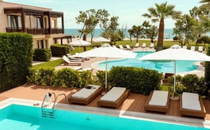 Ранни Записвания Гърция, 5 Дни за Двама Полупансион в Sentido Mediterranean Village