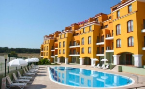 Море 2019Г., в <em>Созопол</em>! All Inclusive + Басейн в Апартхотел Серена Резидънс на 5Мин., от Плажа! Безплатно за Дете до 14Г.!