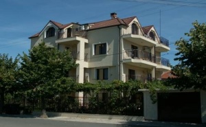 Почивка за Двама в Family Hotel Bellehouse, <em>Черноморец</em>