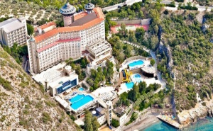 Last Minute за Почивка в <em>Кушадасъ</em>, Турция! 4 Нощувки на База Ultra All Inclusive в Ladonia Hotel Adakule 5* + Басейни и Развлечения Заедно с Далла Турс!