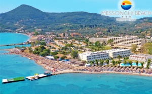 Нощувка на човек на База All Inclusive +Аквапарк + 4 Басейна на Първа Линия на о. Корфу, Гърция в Хотел Messonghi Beach!