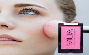 Компактен руж MUA MakeUp Academy Marshmallow