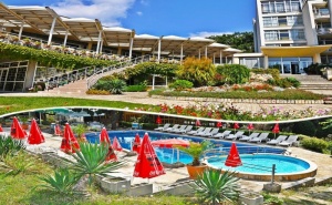 All Inclusive + Басейн на Супер Цена в Хотел Нептун К.к. Константин и Елена. Дете до 12 г. Безплатно!!!