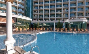Ранно Лято на Море в <em>Слънчев бряг</em> за Една Нощувка и All Inclusive в Хотел Планета / 24.05.2019 - 05.06.2019