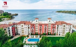 На Море в <em>Царево</em> през Юли и Август на Първа Линия! Нощувка за Двама с Възможност за Изхранване + Басейн, Чадър и Шезлонг в Primea Beach Residence, Къмпинг Нестинарка!