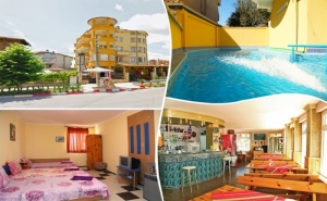 Нощувка на човек на База All Inclusive + Басейн в Хотел Бостън, Равда. Дете до 12Г. - Безплатно!
