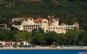 Ранни Записвания за Море 2020 в Дюни, All Inclusive с Включен Плаж Виоск Сезон в Хотел Белвил