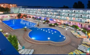 На Море Лято 2019 с Мини Аква Парк, All Inclusive от 24.08 в Хотел Котва, Сл. Бряг
