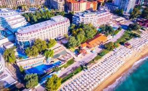 През Септември на Първа Линия в <em>Златни Пясъци</em>. Нощувка на човек на База All Inclusive + Басейни в Хотел Калиакра Палас****