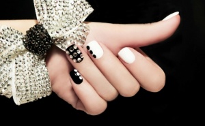 Маникюр с гел лак само за 11.90 лв. от Beauty Studio Danny, София!
