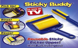 Край на Космите по Диваните със Sticky Buddy
