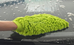 Микрофибърна Ръкавица за Почистване на Автомобил