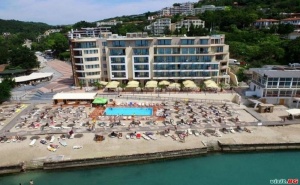 All Inclusive през Уикенда с Минерален Басейн и Spa на Морския Бряг в Royal Grand Hotel and Spa, Каварна
