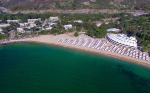 Ultra All Inclusive на Спокоен Частен Плаж до Кавала в Хотел Bomo Tosca Beach в Каря на Юни и Началото на Юли