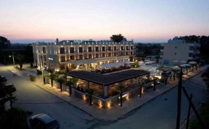 5 дни за двама със закуска и вечеря от 20.05 в Bomo Danai Hotel & SPA