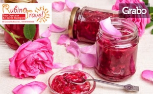 В Казанлък за Празника на Розата! Нощувка със Закуска, Плюс Транспорт и Посещение на Трявна, Шипка, Етъра и <em>Велико Търново</em>