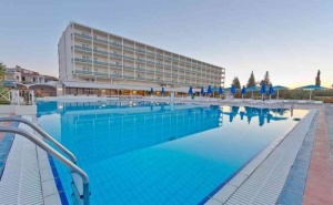 5 дни за двама с All Inclusive през Септември в Bomo Palmariva Beach Hotel