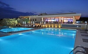 5 Дни за Двама със Закуска и Вечеря през Септември в Aeolis Thassos Palace Hotel