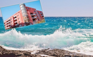 Нощувка за Двама на 20 М. от Морето в Комплекс Солт Лейк, <em>Поморие</em>