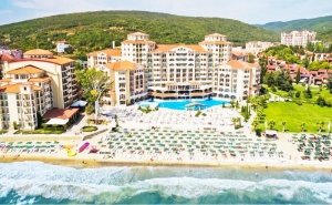 Лято 2020 на първа линия в Елените. Нощувка на човек на база All Inclusive + басейн в хотел Роял Парк**** Дете до 12г. - БЕЗПЛАТНО