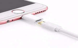 Адаптор с верижка 8 pin USB Micro Adaptor