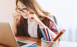 За Всички Седмокласници! 12 Учебни Часа Курс по Български Език или Математика по Избор от Езиков Център Галакси, Люлин