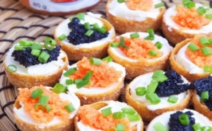 150 Броя Аранжирани, Коктейлни Сладки и Солени Хапки от Кулинарна Работилница Деличи, София