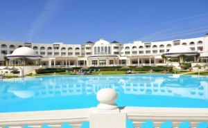 Почивка в Тунис. Самолетен билет от София + 7 нощувки на база All Inclusive на човек в хотел Golden Tulip Taj Sultan 5*, Хамамет
