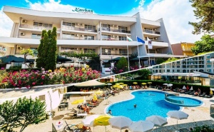 5 Нощувки на човек на База All Inclusive + Басейн на 50 М. от Плажа в Хотел Кавказ Голдън Дюн****, <em>Слънчев бряг</em>