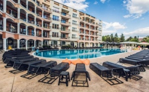Нощувка на човек на База All Inclusive + Басейн и Релакс Зона в Хотел Авеню Делукс, <em>Слънчев бряг</em>. Дете до 12.99Г. Безплатно!