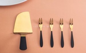Комплект Лопатка и 4 Броя Вилички за Торта 5Pcs Cake Shovel & Fork Set