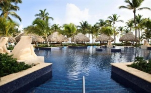 Почивка в хотел BARCELO BAVARO PALACE 5*, Пунта Кана, Доминикана 2021. Чартърен полет от София + 7 нощувки на човек на база All Inclusive!