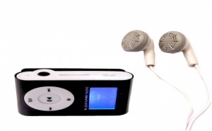MP3 player със екран и стерео слушалки