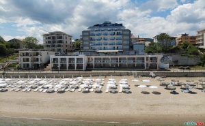На Първа Линия в <em>Обзор</em> Лято 2024, All Inclusive с Безплатен Плаж до 02.07 и След 28.08 в Хотел Парайзо Бийч