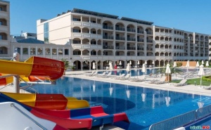 Лято 2022 в Нов Хотел, All Inclusive до 17.07 с Чадър на Плажа от Хотел Белведере, Приморско