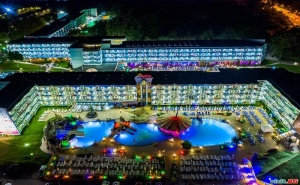 На Море Лято 2022 с Мини Аква Парк, All Inclusive След 24.08 в Хотел Котва, Сл. Бряг