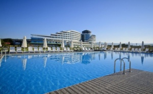 Почивка в Raymar Resort & Aqua 5*, Сиде, Турция! Чартърен Полет от <em>София</em> + 7 Нощувки на човек на База Ultra Inclusive!
