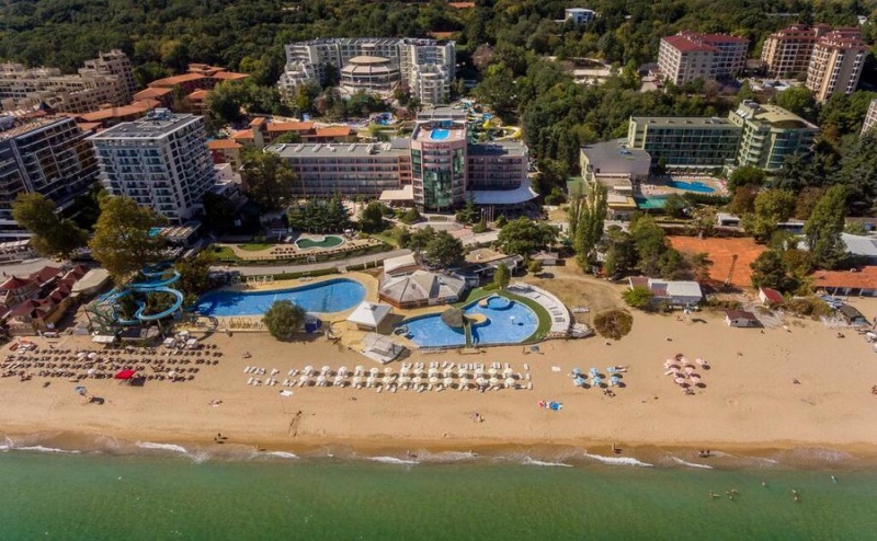 All Inclusive на първа линия в Златни пясъци, Хотел Лилия, външен ...