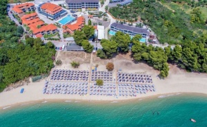 Лятна почивка в Lagomandra Beach Hotel 4* 