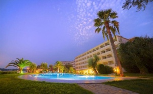 Лятна почивка в Elea Beach Hotel 4* 