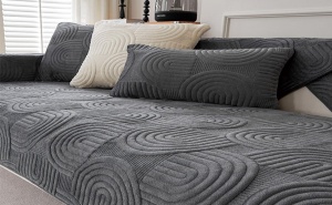Модерно Тъмно Сиво Полиестерно Покривало за Диван с Геометричен Детайл Geometric Sofa Cover
