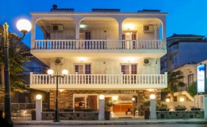 Ранни Записвания на 20М. от Плажа в Паралия Катерини! Нощувка на човек със Закуска в Korali Hotel**, Гърция